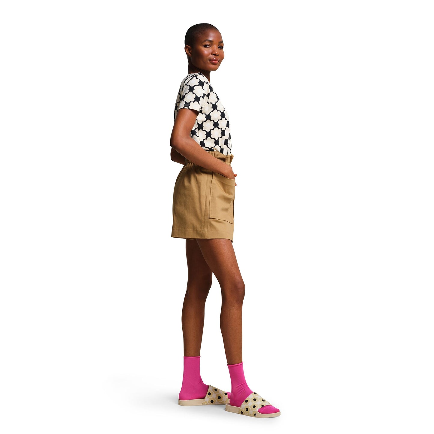 Orla Kiely Tee Shirt - Black Sixties Daisy