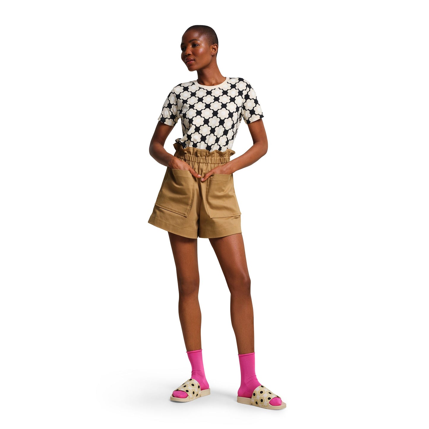 Orla Kiely Tee Shirt - Black Sixties Daisy