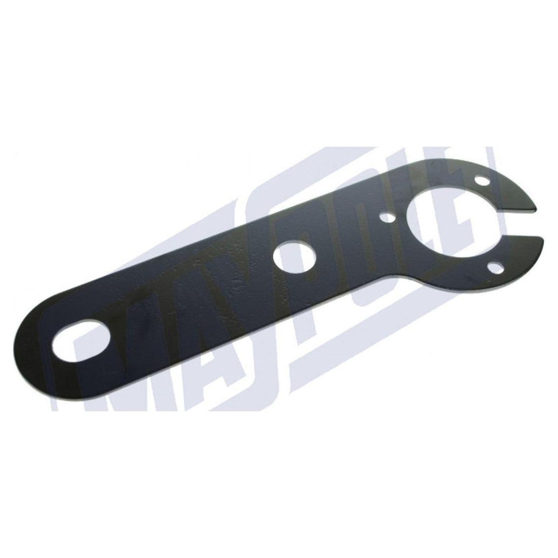Maypole Retro Fitting Single Socket Mounting Plate